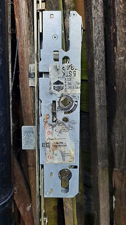 Seized lock task.